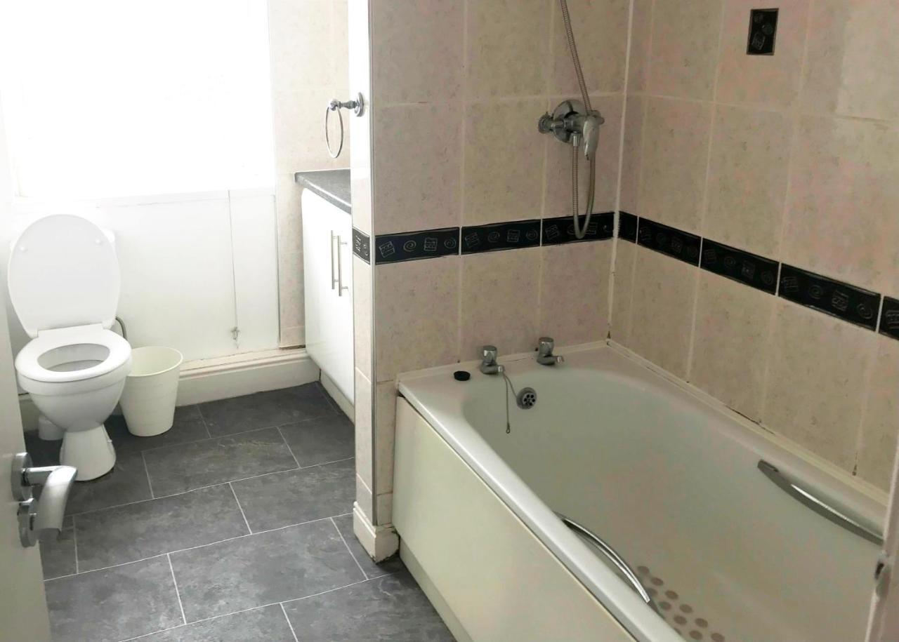 1 Fitzhamon Embankment Apartments Opposite Principality Stadium - Long Stay Offer Cardiff Exterior foto